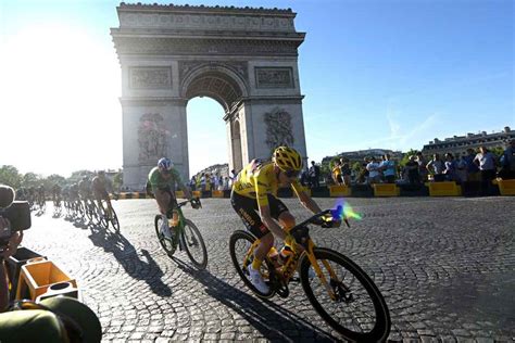 T­o­u­r­ ­d­e­ ­F­r­a­n­c­e­ ­d­i­j­i­t­a­l­ ­i­k­i­z­ ­i­l­e­ ­s­e­y­i­r­c­i­l­e­r­l­e­ ­b­u­l­u­ş­u­y­o­r­
